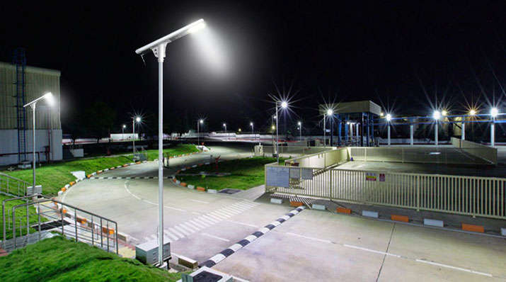 How to Maintain Integrated Solar Street Lights?